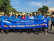 Cán bộ Bảo Việt Nhân Thọ đi bộ gây quỹ “Gắn kết yêu thương - Vui bước đến trường“