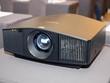Máy chiếu laser 4K giá hơn 500 triệu đồng của Sony