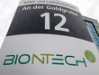 Nhật Bản đặt mua 120 triệu liều vắcxin phòng COVID-19 của BioNTech