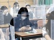 Số ca mắc Covid-19 tăng đột biến, Hàn Quốc yêu cầu học sinh học trực tuyến