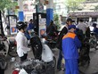 Tăng gần 800 đồng từ 15h ngày 12/3, giá xăng RON 95-III vượt 18.800 đồng mỗi lít