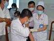 Vĩnh Long tiêm vaccine COVID-19 cho các cán bộ y tế tuyến đầu