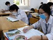 Hà Nội yêu cầu học sinh lớp 9 và lớp 12 không đi ra khỏi thành phố