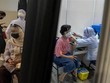 Malaysia: Số bệnh nhân COVID-19 phải chăm sóc đặc biệt cao kỷ lục