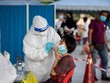 Indonesia, Malaysia ghi nhận hàng nghìn ca mắc mới COVID-19