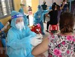 Bình Dương: Người đã tiêm vaccine COVID-19 sau 14 ngày được ra đường