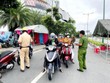 Công an TP.HCM: Không có chuyện cấp giấy đi đường cho người F0