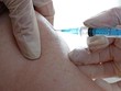Malaysia dỡ bỏ hạn chế đi lại đối với người tiêm đủ 2 mũi vaccine Covid-19