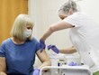 14% tình nguyên viên Nga tiêm vắc-xin ngừa Covid-19 có biểu hiện sốt, mệt mỏi và đau cơ