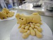 Đột nhập lò bánh trung thu dịp “vào mùa“