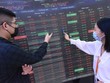 Tìm cơ hội khi thị trường phân hóa sâu
