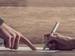 “Làm ăn với người nhà”: Khó kiểm soát
