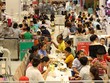 Trốn nóng, người Sài Gòn 'vây kín' trung tâm thương mại dịp lễ