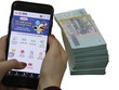 Cách mạng 4.0: Ngân hàng mừng, nhân viên lo