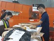 Người Việt gia tăng mua sắm trực tuyến, doanh thu thương mại điện tử cán mốc 8 tỷ USD