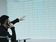Tiền ngân hàng vẫn chảy vào chứng khoán