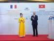 Doanh nhân Nguyễn Thị Phương Thảo nhận Bắc đẩu bội tinh