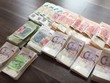Mang 6,5 tỷ đồng sang Singapore mua điện thoại: Chàng trai Việt bị bắt ra tòa