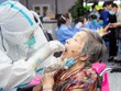 Trung Quốc kỷ luật hơn 30 quan chức quản lý yếu kém để bùng phát dịch