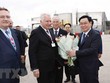 Chủ tịch Quốc hội Vương Đình Huệ bắt đầu thăm chính thức Hungary