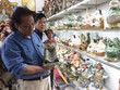 Ngày Xuân, nghe chuyện nghệ nhân điêu khắc đôi rồng Hồ Tây