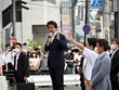 Cựu Thủ tướng Nhật Bản Abe Shinzo bị bắn vào ngực khi đang phát biểu