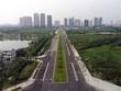Hà Nội: Tuyến đường 8 làn xe nối 3 quận đã hoàn thiện nhưng vẫn bị rào