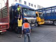 Cửa khẩu Hữu Nghị- Lạng Sơn triển khai bảo hiểm bắt buộc trách nhiệm dân sự cho chủ xe Trung Quốc
