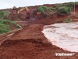 TKV khắc phục sự cố sạt lở đê phụ hồ thải quặng đuôi nhà máy tuyển Tổ hợp Bauxite nhôm Lâm Đồng