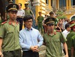 Cựu lãnh đạo VNCB từ chối trả lời việc huy động vượt trần