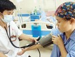 Chi phí điều trị tăng, bảo hiểm bệnh hiểm nghèo hút khách