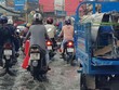Mánh mua nhà “thời ngập lụt”