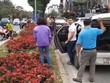 Hà Nội: Trích xuất camera, truy vụ người dân “hôi... hoa” trên phố Kim Mã