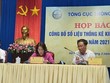 Nhiều gam màu xám trong bức tranh về lao động, việc làm