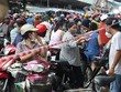 TP.HCM: Người dân đi chợ tự phát đông như trẩy hội trước giờ giãn cách