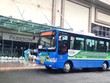 Siêu thị ở TP.HCM dùng xe buýt để giao hàng cho các đầu mối mua chung