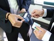 Tích hợp tính năng dân sinh vào thẻ ngân hàng