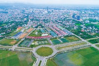 Bên cạnh việc bảo tồn các giá trị di sản, Huế cần chú trọng vào việc đầu tư hạ tầng đô thị nhằm đáp ứng các tiêu chí đô thị loại I.