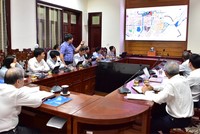 Đại diện Tập đoàn CMC trình bày ý tưởng đầu tư với lãnh đạo tỉnh Thừa Thiên Huế.