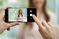 Chức năng chụp ảnh của nhiều điện thoại Galaxy Note 9 đang bị “vô dụng” ẢNH: YOUTUBE.