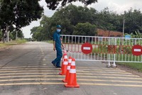 Một khu vực hạn chế di chuyển trên địa bàn.