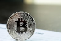 Giá Bitcoin hôm nay ngày 16/9: Bitcoin hồi phục lên trên 48.000 USD, hình thành tín hiệu Golden Cross