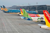 Máy bay của các hãng hàng không tại sân bay Nội Bài. (Ảnh: CTV/Vietnam+).