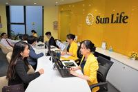 Sun Life Việt Nam tặng phiếu mua vàng cho khách hàng mua bảo hiểm trên kênh đại lý