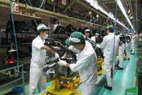 Công nghiệp 11 tháng tiếp tục đà tăng vững