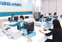 Nhiều ngân hàng công bố lợi nhuận 11 tháng tăng