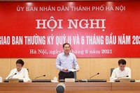 Phó Chủ tịch Thường trực UBND thành phố Hà Nội Lê Hồng Sơn chủ trì hội nghị