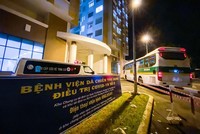 Áp lực điều trị bệnh nhân Covid-19 đang rất lớn với TP.HCM. Ảnh: Duy Hiệu