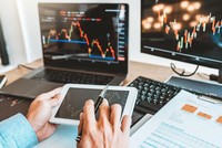 Góc nhìn kỹ thuật phiên giao dịch chứng khoán ngày 25/7: Khả năng VN-Index sẽ có nhịp điều chỉnh nhẹ