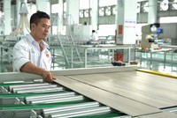 Mảng nhựa nội thất đóng góp lớn vào doanh thu và lợi nhuận cho NHH.